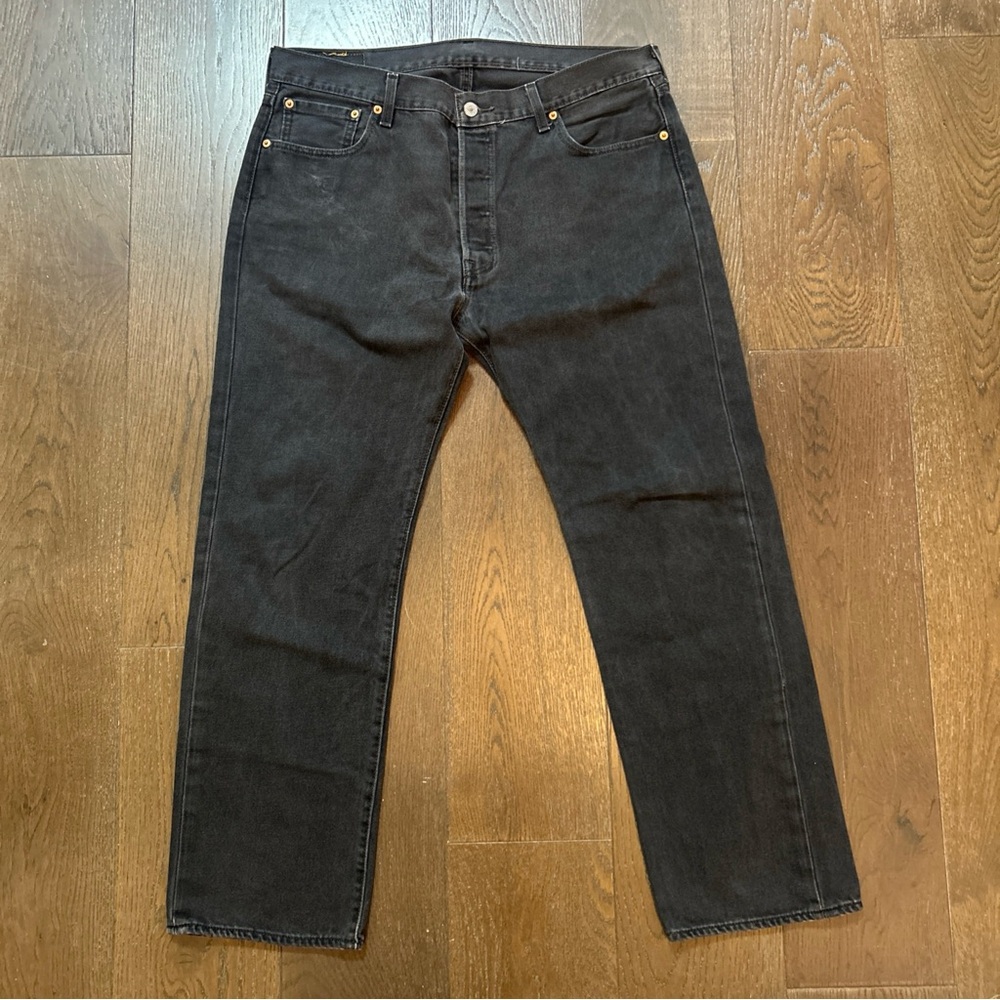 Vintage Levis 501 Jeans Mens Size 36/30  Made In Mexico Button Fly 90s Black